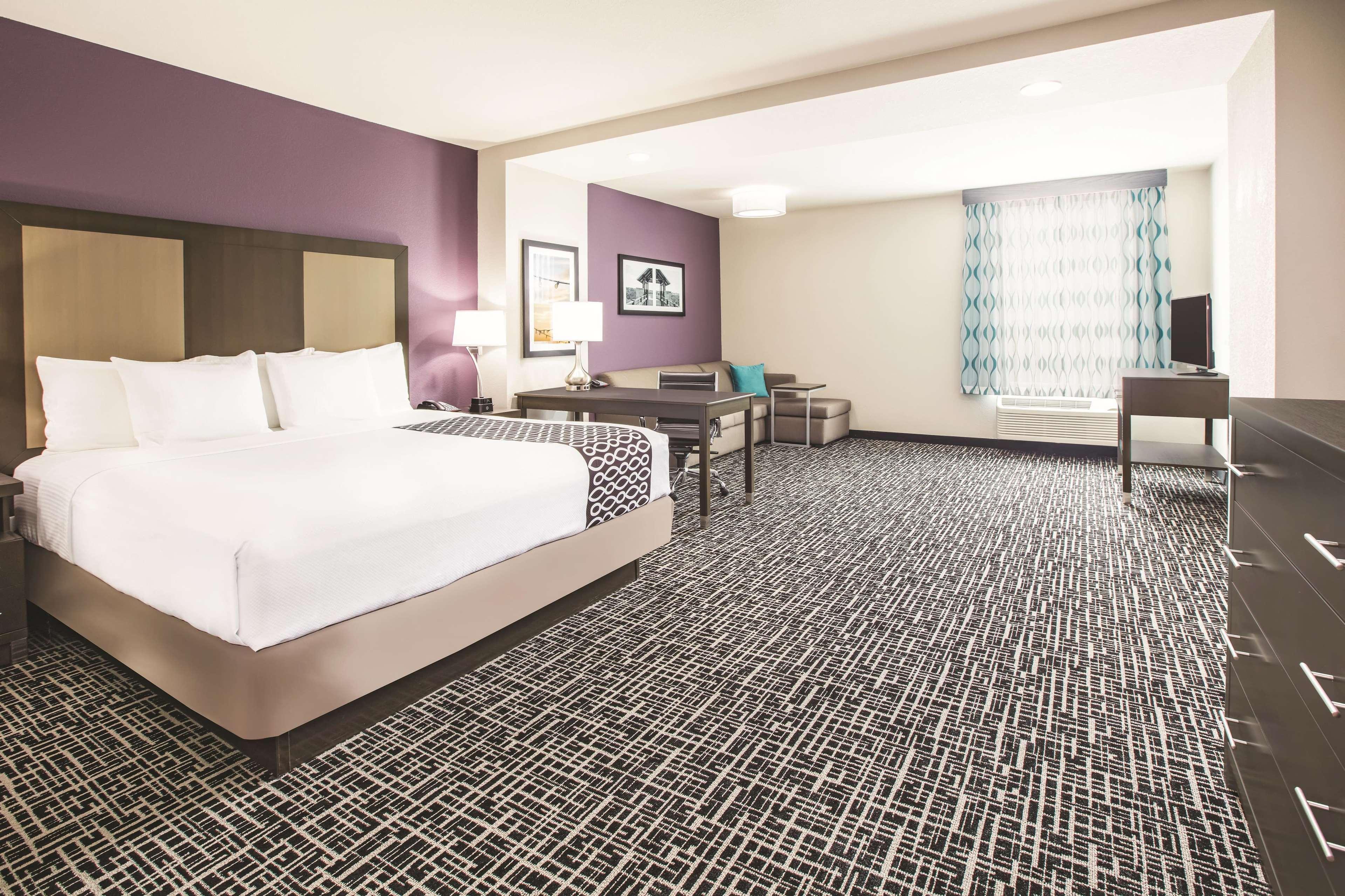 La Quinta By Wyndham Dallas Plano - The Colony