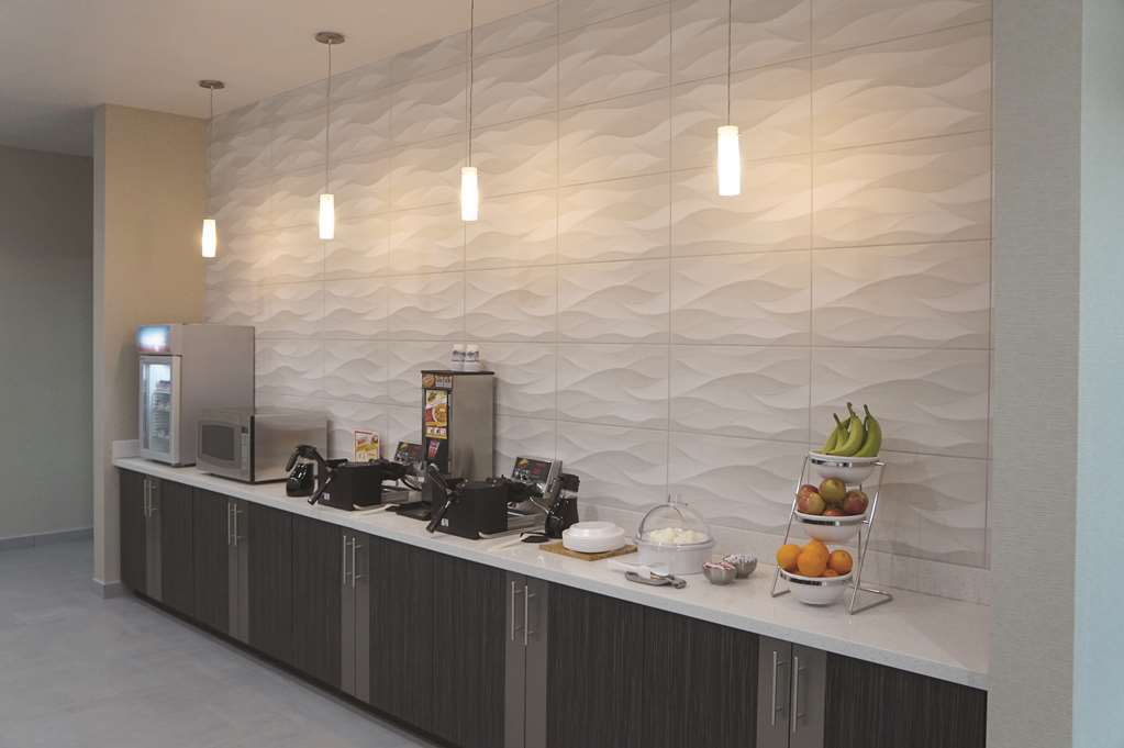 Hotel La Quinta By Wyndham Dallas Plano - The Colony