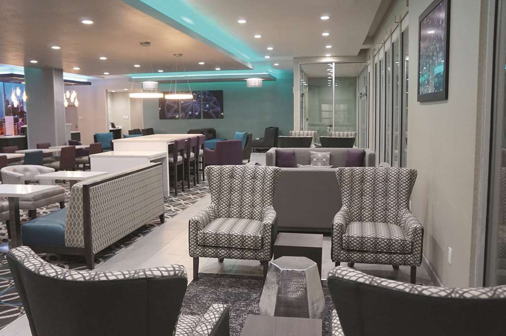 La Quinta By Wyndham Dallas Plano - The Colony